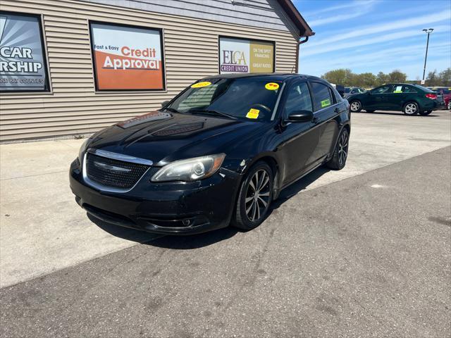 used 2013 Chrysler 200 car, priced at $2,995