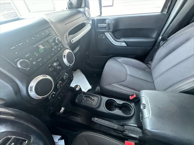 used 2014 Jeep Wrangler Unlimited car, priced at $15,995