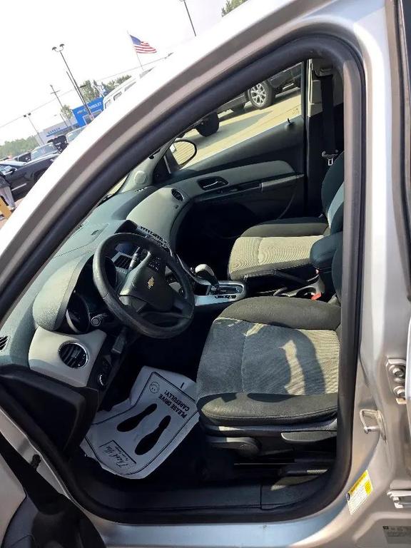 used 2011 Chevrolet Cruze car, priced at $3,495