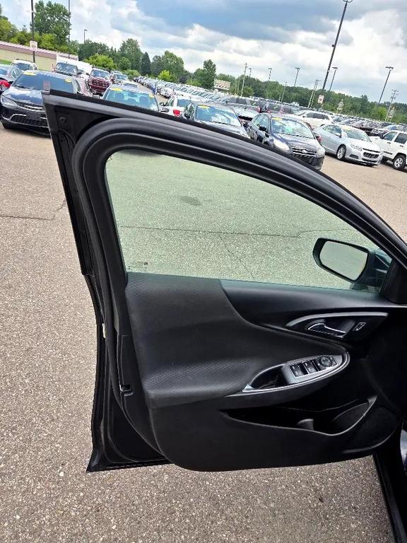 used 2018 Chevrolet Malibu car, priced at $6,995
