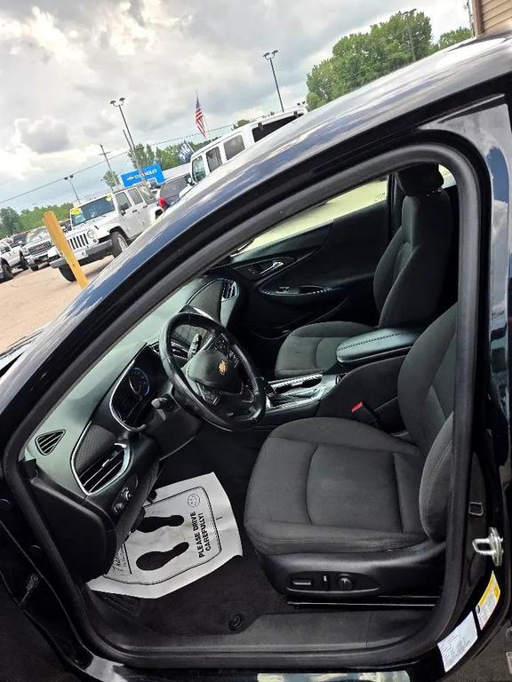 used 2018 Chevrolet Malibu car, priced at $6,995