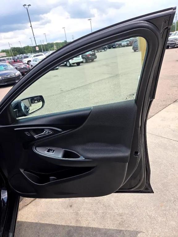 used 2018 Chevrolet Malibu car, priced at $6,995