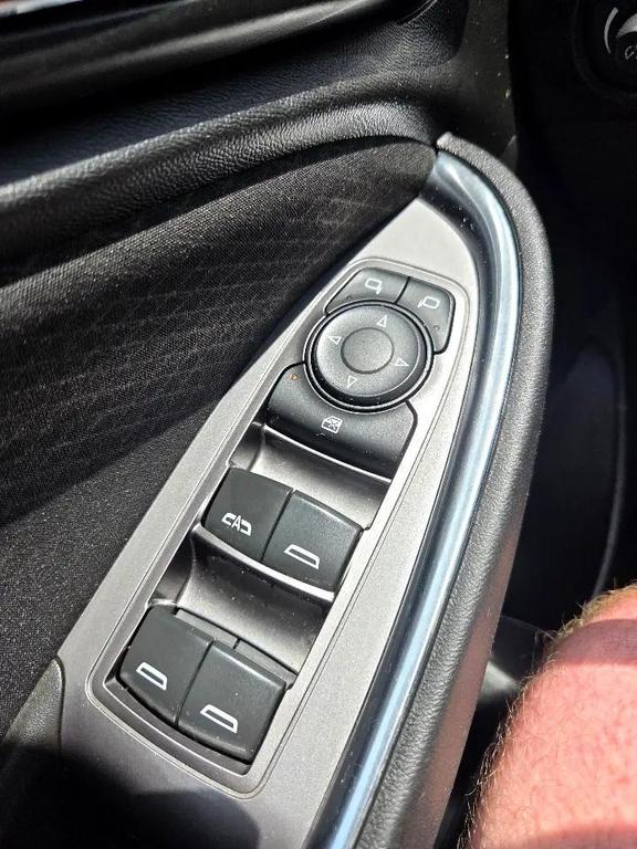 used 2018 Chevrolet Malibu car, priced at $6,995