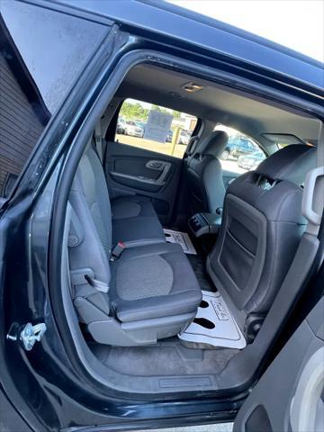 used 2012 Chevrolet Traverse car, priced at $3,995