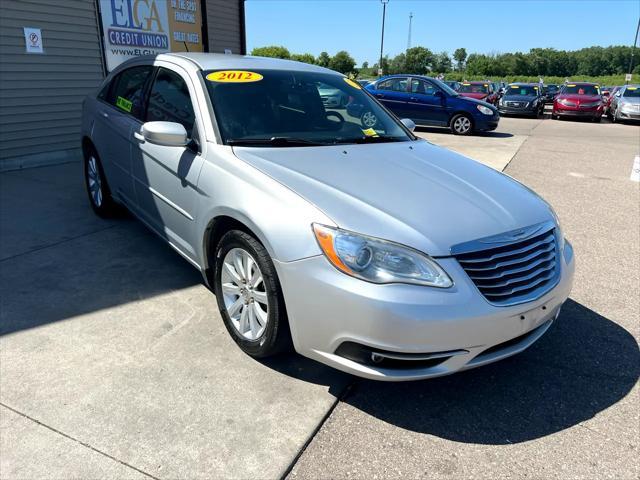 used 2012 Chrysler 200 car, priced at $5,495