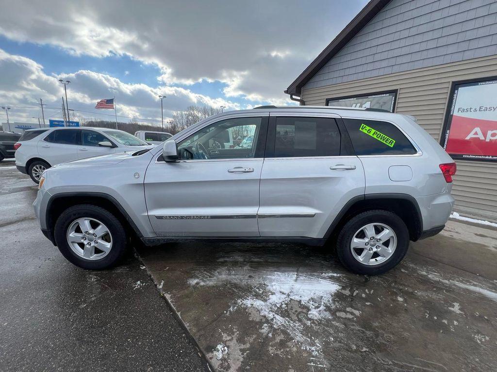 used 2011 Jeep Grand Cherokee car, priced at $5,495