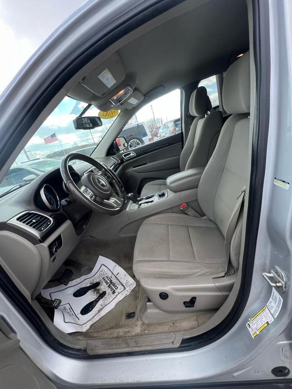 used 2011 Jeep Grand Cherokee car, priced at $5,495