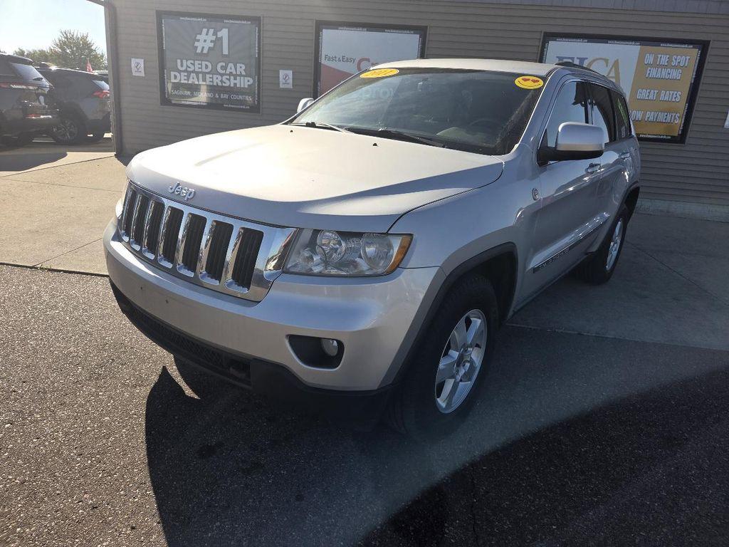 used 2011 Jeep Grand Cherokee car, priced at $5,495