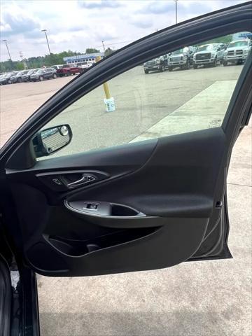 used 2018 Chevrolet Malibu car, priced at $8,995