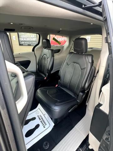 used 2018 Chrysler Pacifica car, priced at $11,995