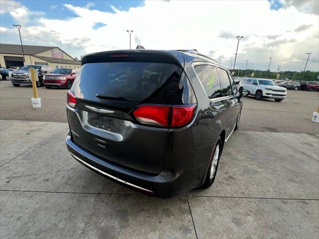used 2018 Chrysler Pacifica car, priced at $11,995