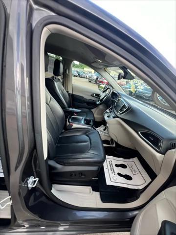 used 2018 Chrysler Pacifica car, priced at $11,995
