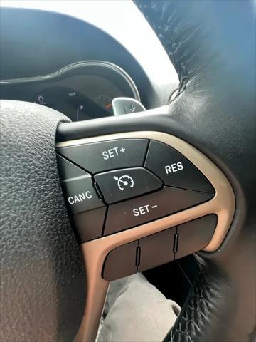 used 2017 Jeep Grand Cherokee car
