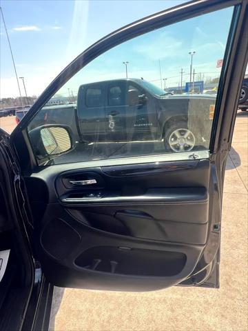 used 2020 Dodge Grand Caravan car, priced at $6,495