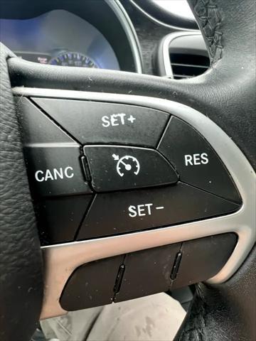 used 2015 Chrysler 200 car, priced at $5,495