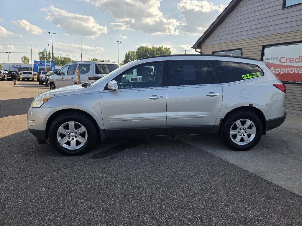 used 2011 Chevrolet Traverse car, priced at $3,995