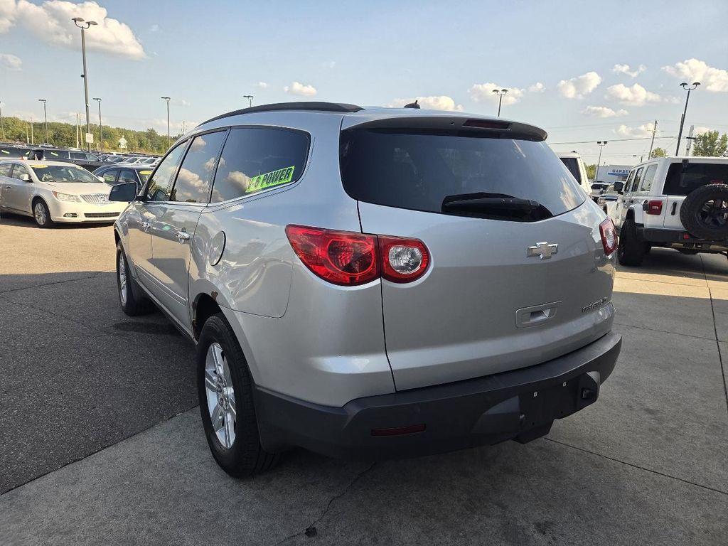used 2011 Chevrolet Traverse car, priced at $3,995