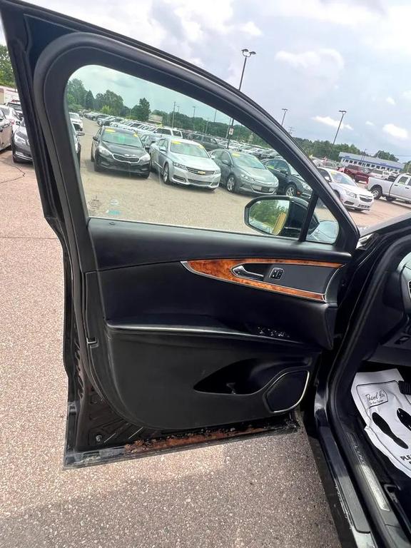 used 2016 Lincoln MKX car, priced at $7,995