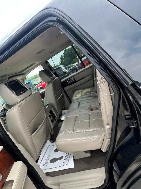 used 2013 Lincoln Navigator car, priced at $8,995