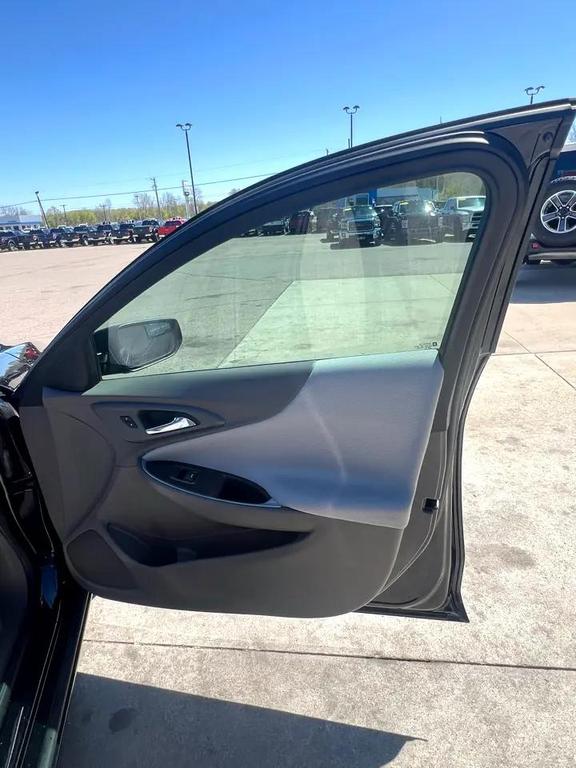 used 2018 Chevrolet Malibu car, priced at $4,995