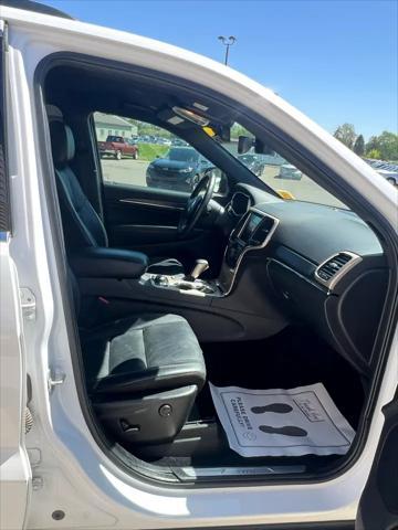 used 2017 Jeep Grand Cherokee car, priced at $9,995