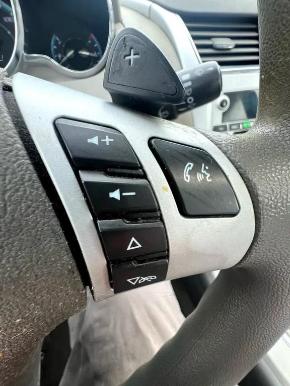 used 2009 Chevrolet Malibu car, priced at $2,995