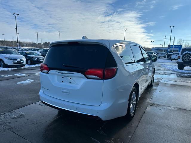 used 2018 Chrysler Pacifica car, priced at $10,995