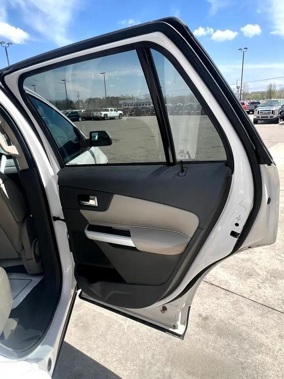 used 2013 Ford Edge car, priced at $3,995