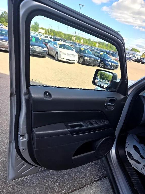 used 2015 Jeep Patriot car, priced at $4,995
