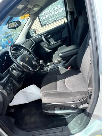 used 2015 Chevrolet Traverse car, priced at $8,995