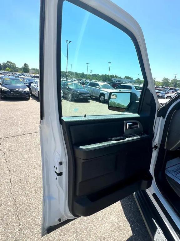 used 2017 Ford Expedition car, priced at $11,995