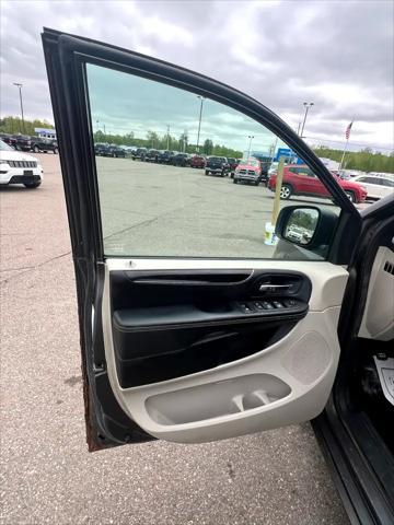 used 2015 Dodge Grand Caravan car, priced at $6,495