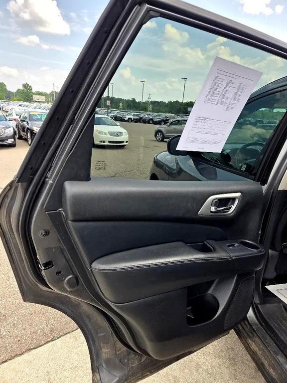 used 2015 Nissan Pathfinder car, priced at $4,495