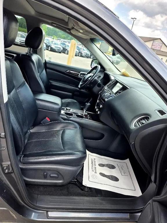used 2015 Nissan Pathfinder car, priced at $4,495