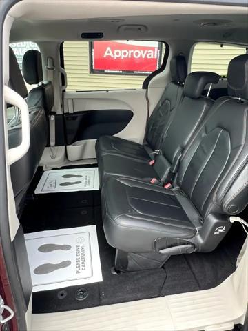 used 2017 Chrysler Pacifica car, priced at $13,995