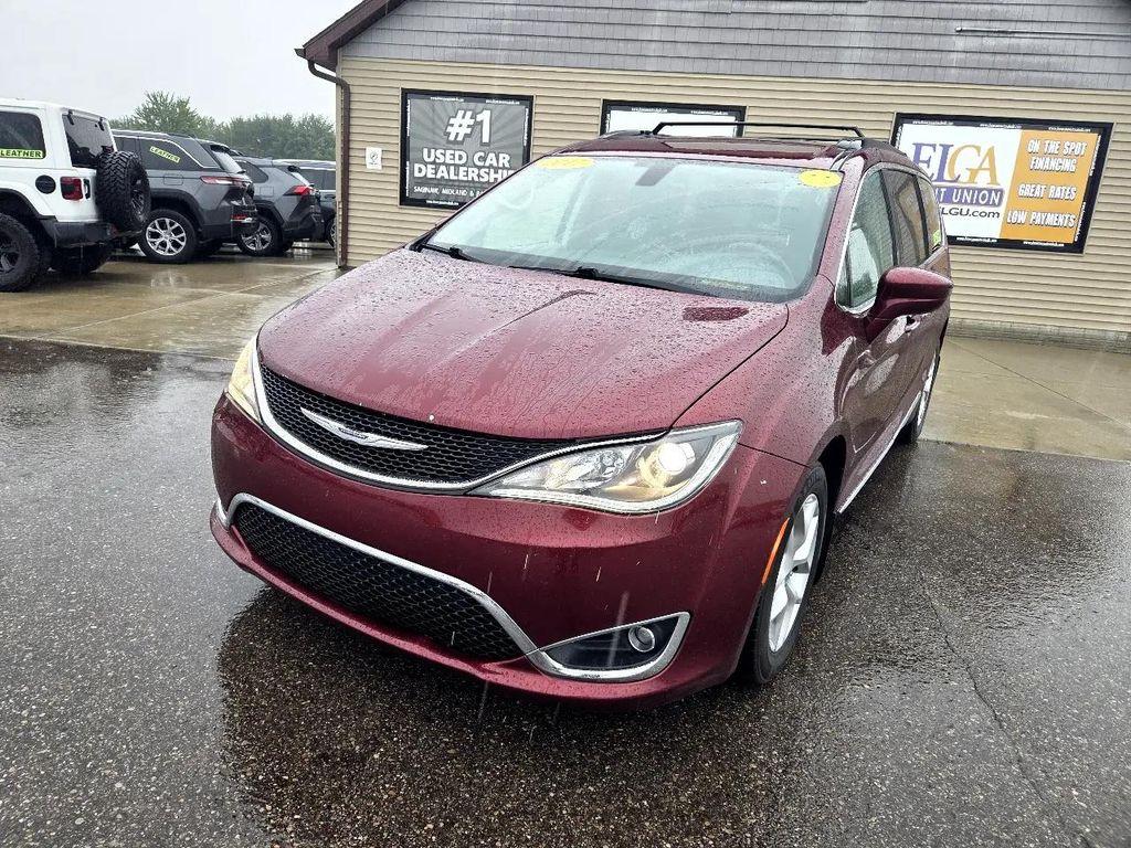 used 2017 Chrysler Pacifica car, priced at $12,995