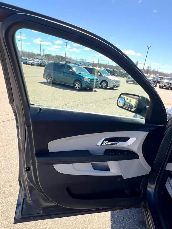 used 2011 Chevrolet Equinox car, priced at $3,295