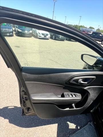 used 2015 Chrysler 200 car, priced at $4,995