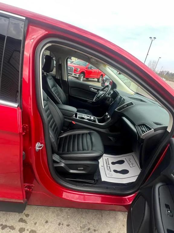 used 2022 Ford Edge car, priced at $22,995