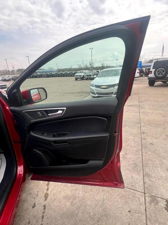 used 2022 Ford Edge car, priced at $22,995