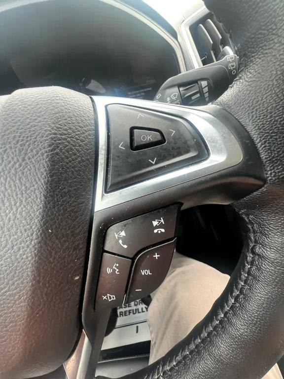 used 2022 Ford Edge car, priced at $22,995