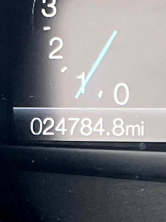 used 2022 Ford Edge car, priced at $22,995