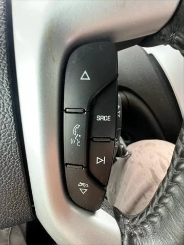 used 2011 Chevrolet Traverse car, priced at $3,995