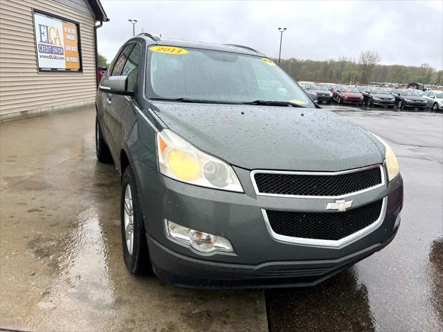 used 2011 Chevrolet Traverse car, priced at $3,995