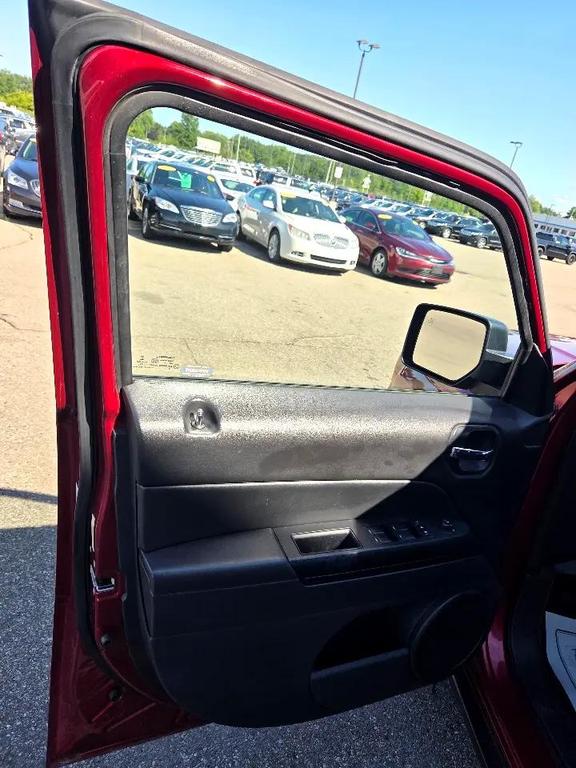 used 2014 Jeep Patriot car, priced at $3,995