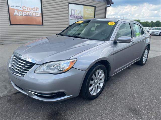 used 2013 Chrysler 200 car, priced at $3,995