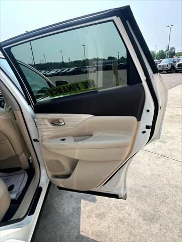 used 2017 Nissan Murano car, priced at $14,995