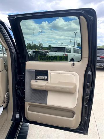 used 2007 Lincoln Mark LT car, priced at $5,495