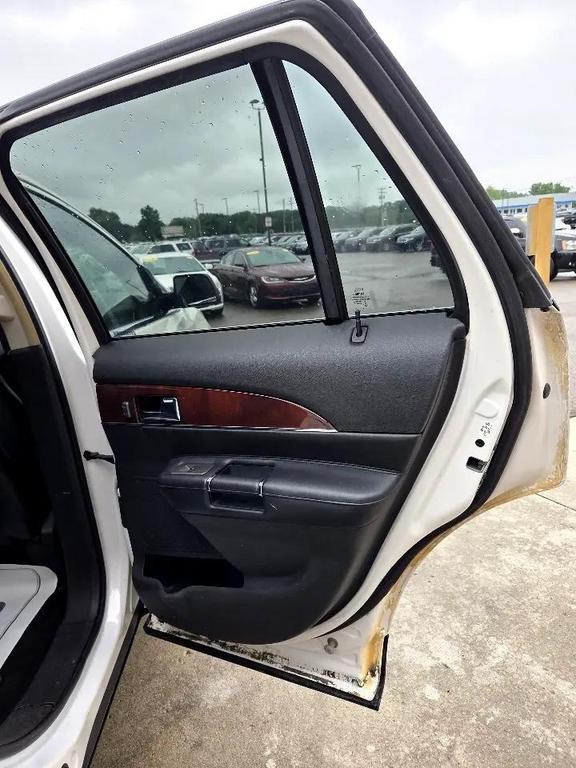 used 2011 Lincoln MKX car, priced at $5,495
