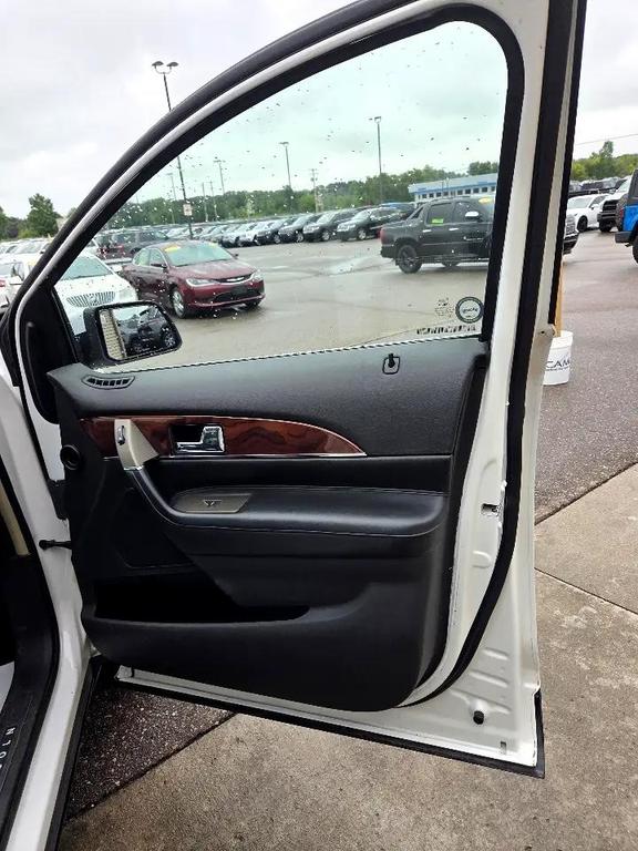 used 2011 Lincoln MKX car, priced at $5,495